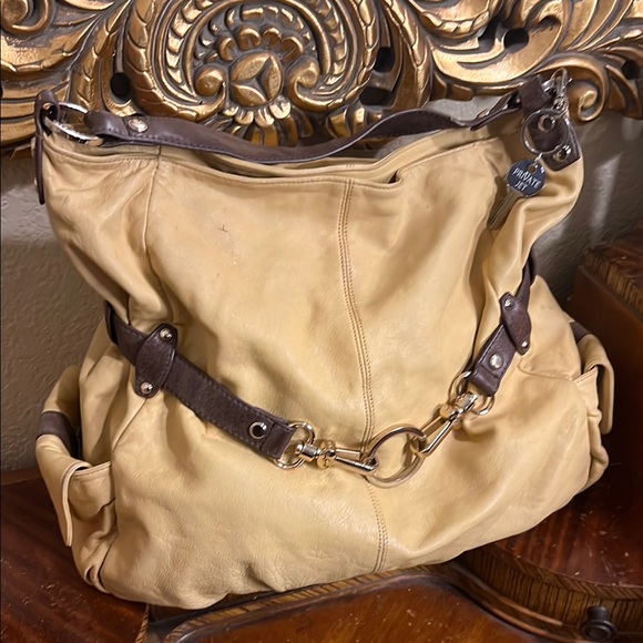 🔥Elegant Junior Drake "PRIVATE JET" Light Tan Hobo Bag w/ Textured Leather - Picture 1 of 10